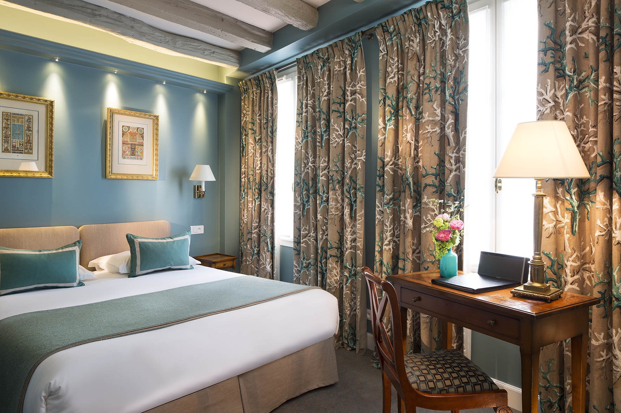 Le Relais Saint Honore 16/42