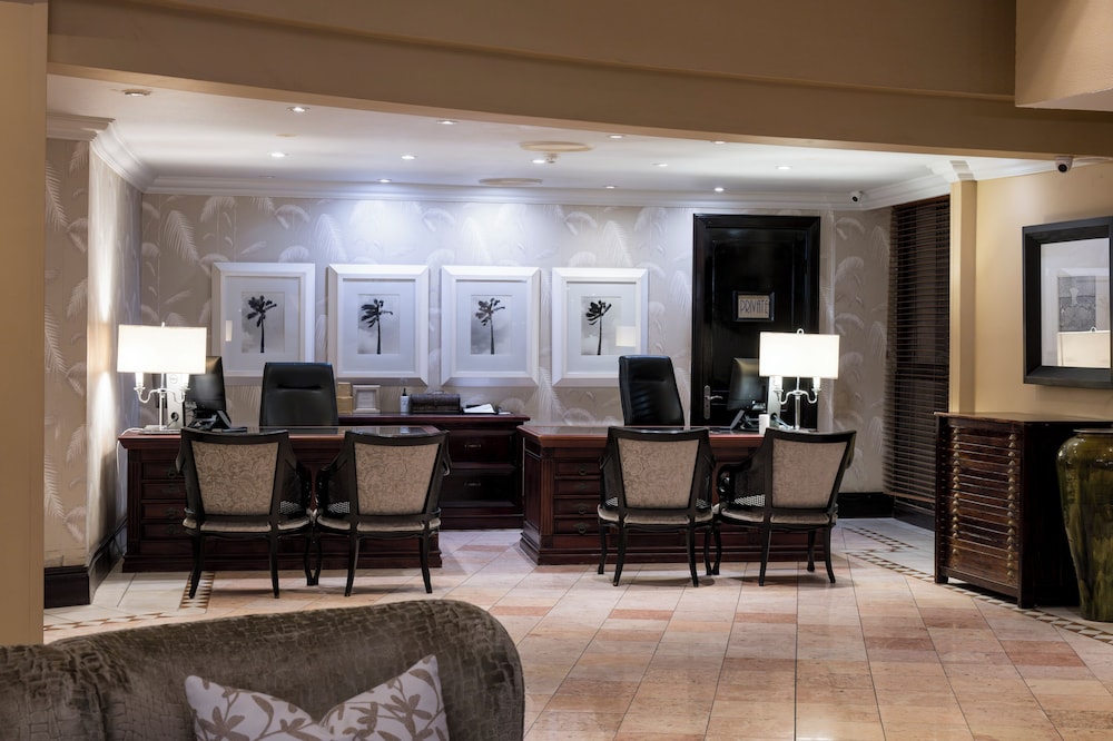 Beverly Hills Hotel 38/50