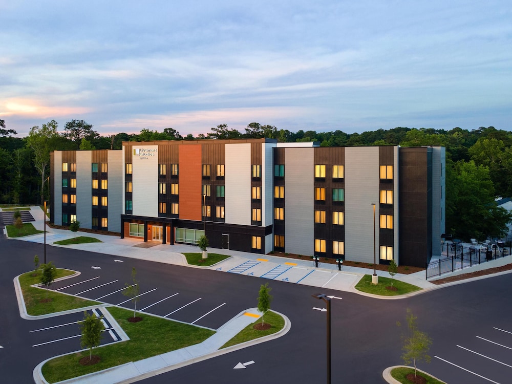LivSmart Studios by Hilton Columbia Greystone 1/41