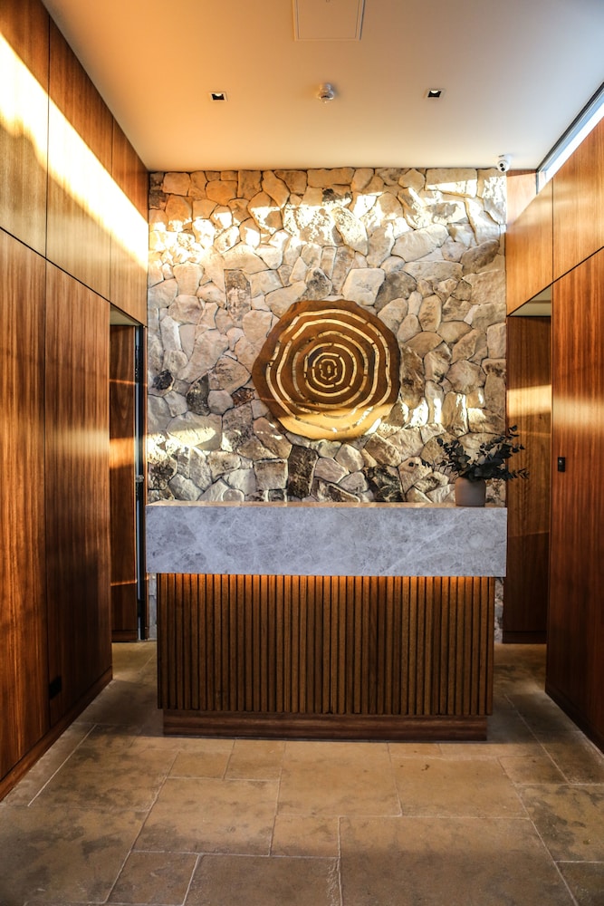 Sequoia Lodge - Exclusive Adults Only Luxury 6/35