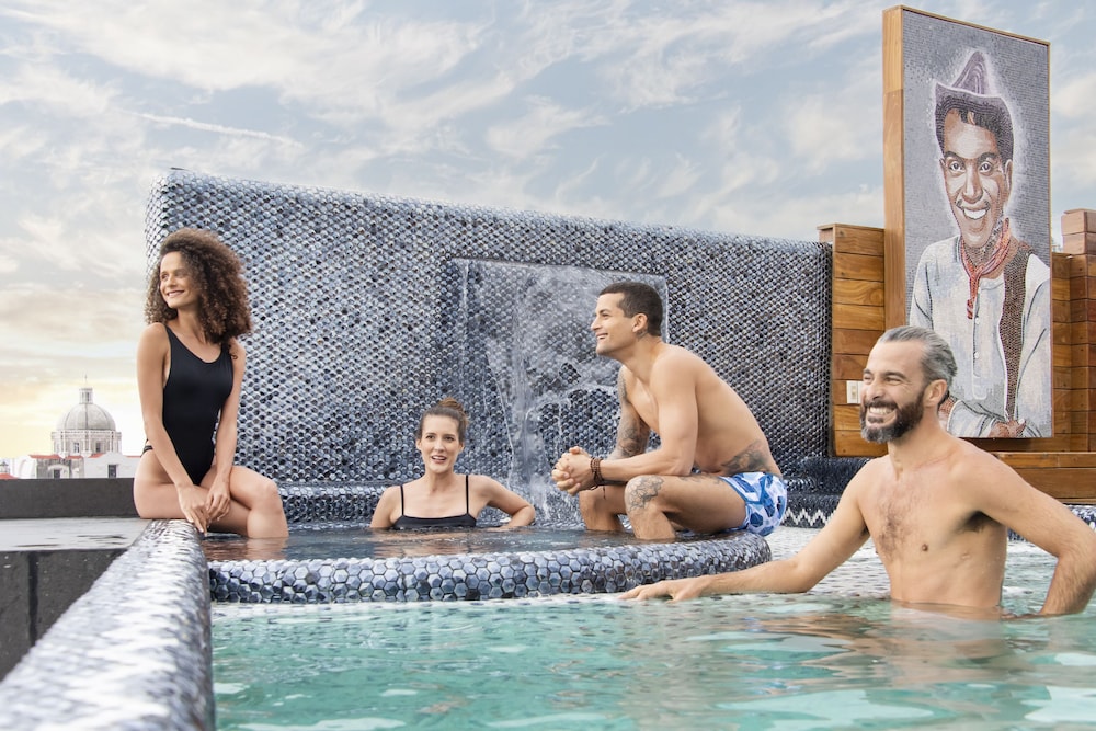 L Hotel Perla Boutique 38/58