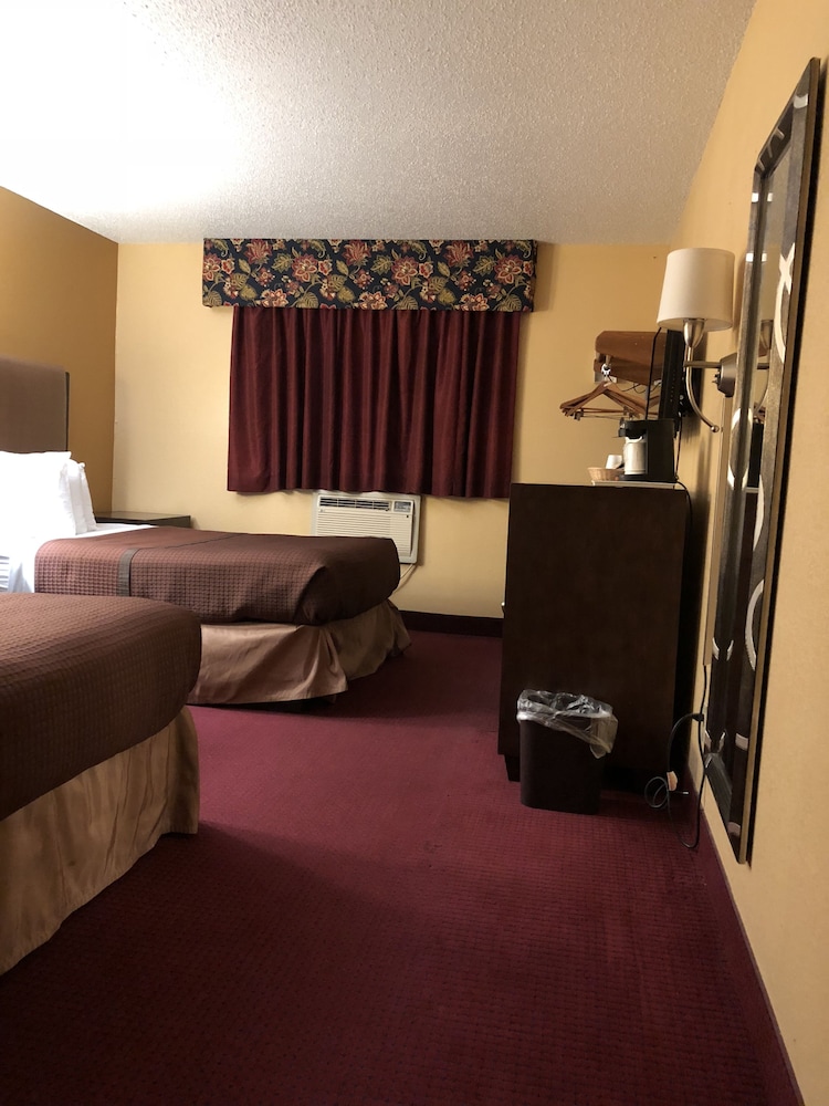 Magnuson Hotel Fort Wayne North Coliseum 59/63