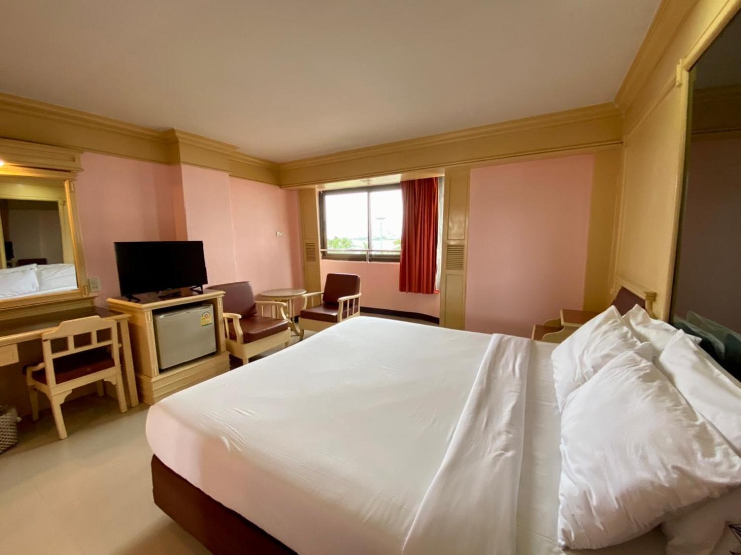 AA Hotel Pattaya 10/42