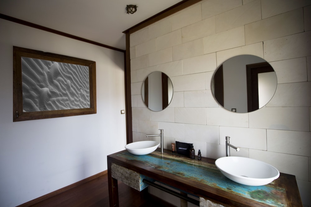 Beach, Luxury, Villa, King Bed، SENTIDOS BEACH RETREAT 6/6