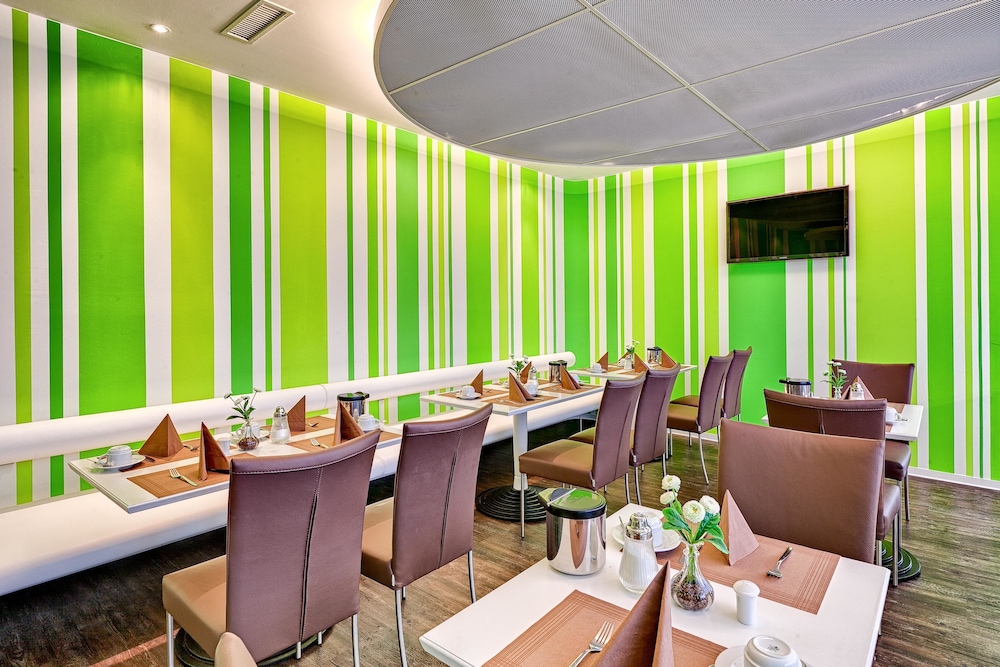 attimo Hotel Stuttgart 60/82