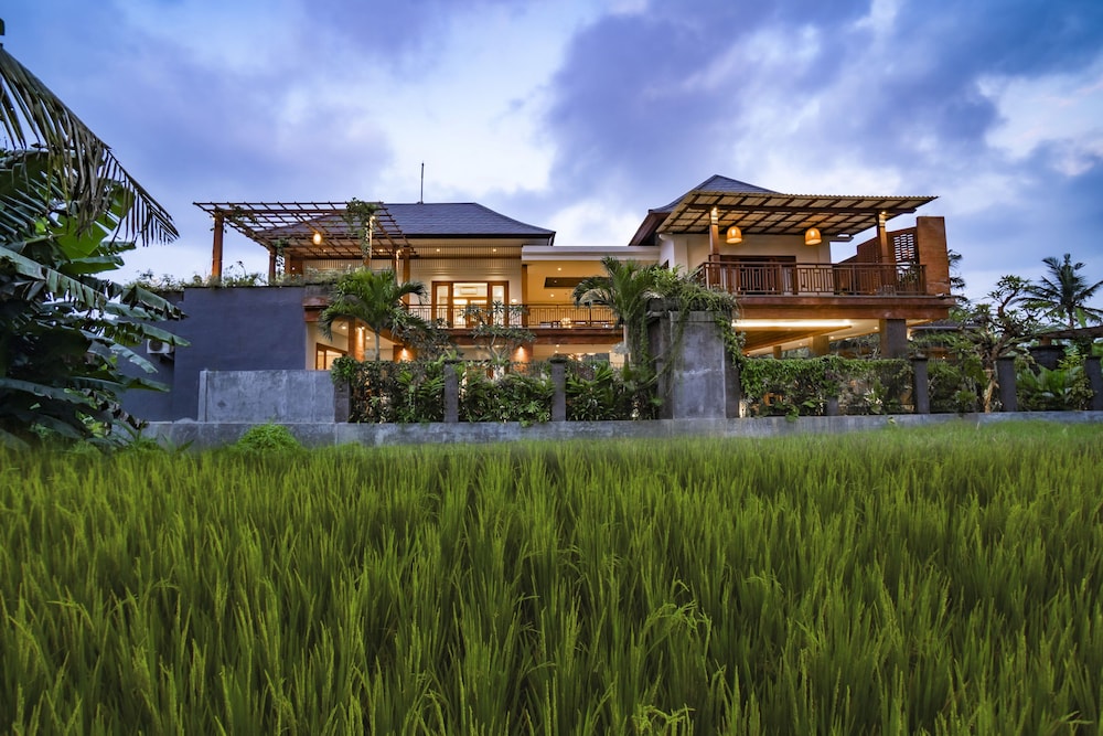 Villa Umah Shanti 47/50
