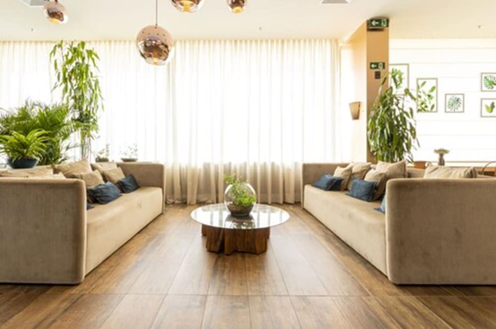 Ibis Styles Curitiba Airport Hotel 28/48