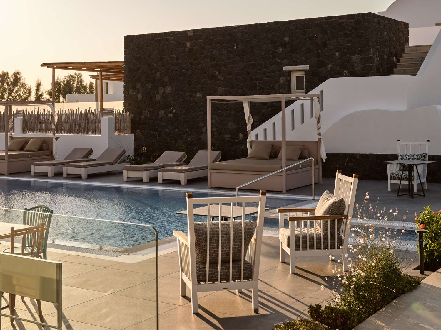 Sea Breeze Santorini Beach Resort, Curio by Hilton 31/50