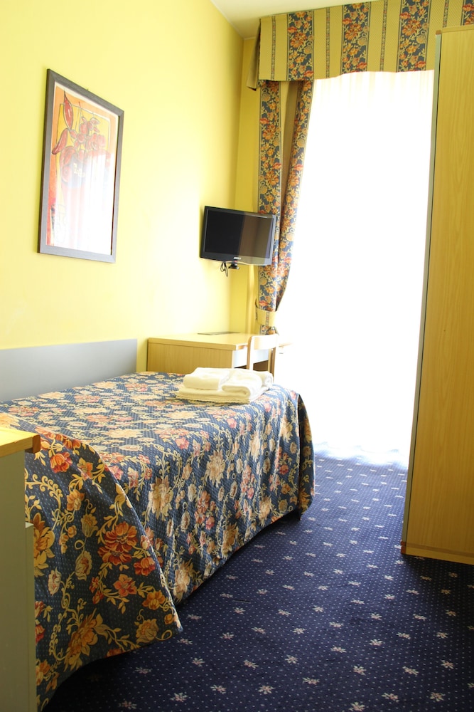 Hotel Lugano 22/28