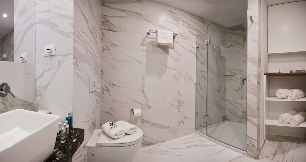 Residence By Vestibul Palace 56/60