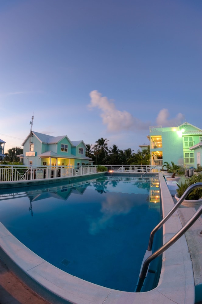 Compass Point Dive Resort 16/50