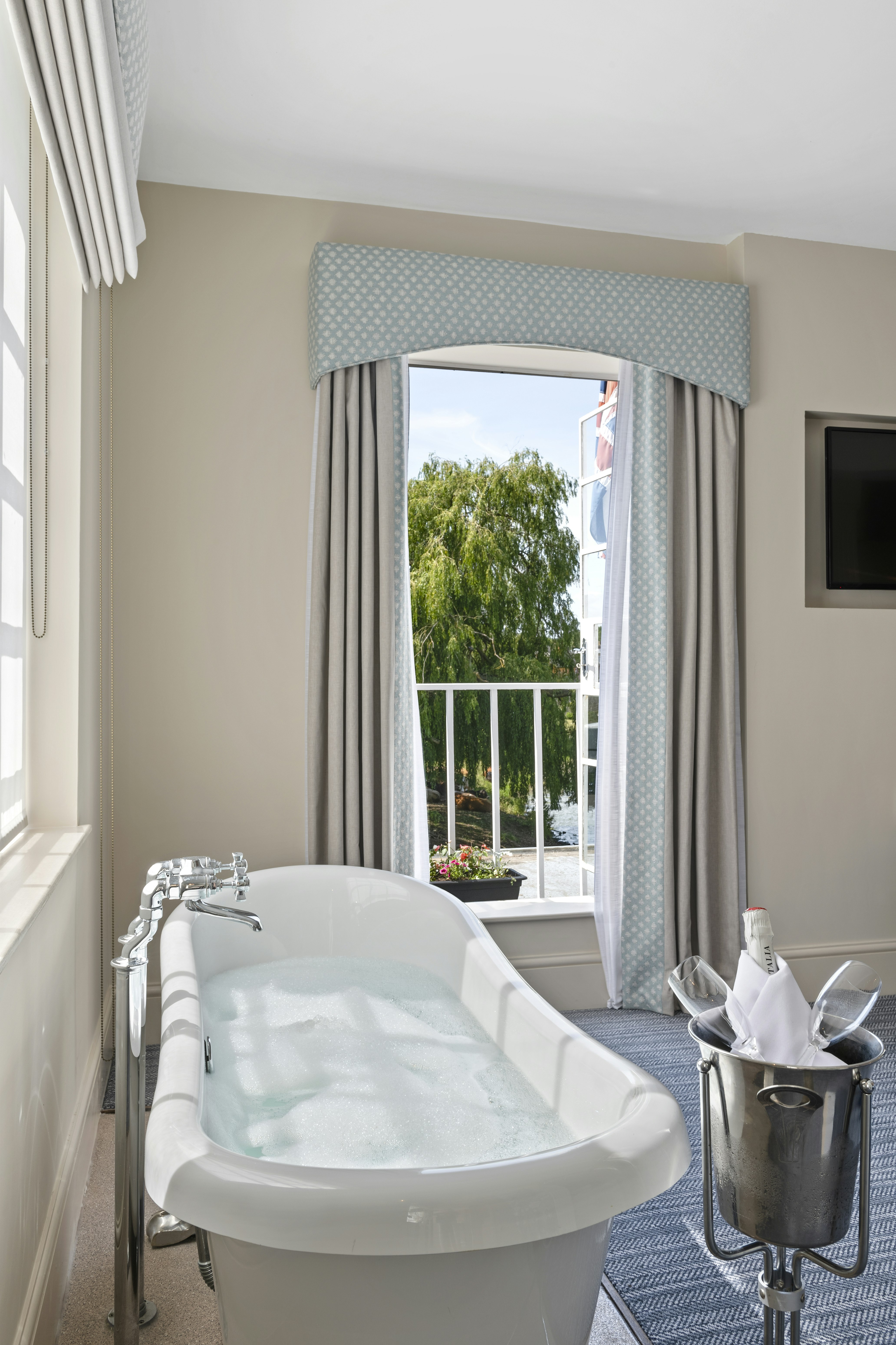 The Mill Hotel 42/58