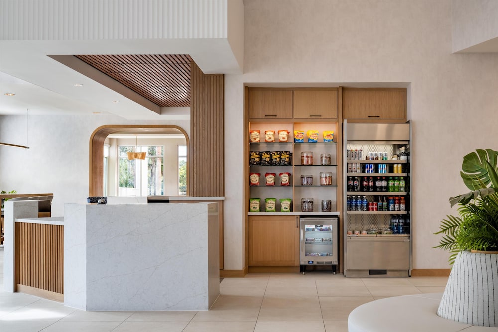 Hyatt Place Coconut Point 11/64