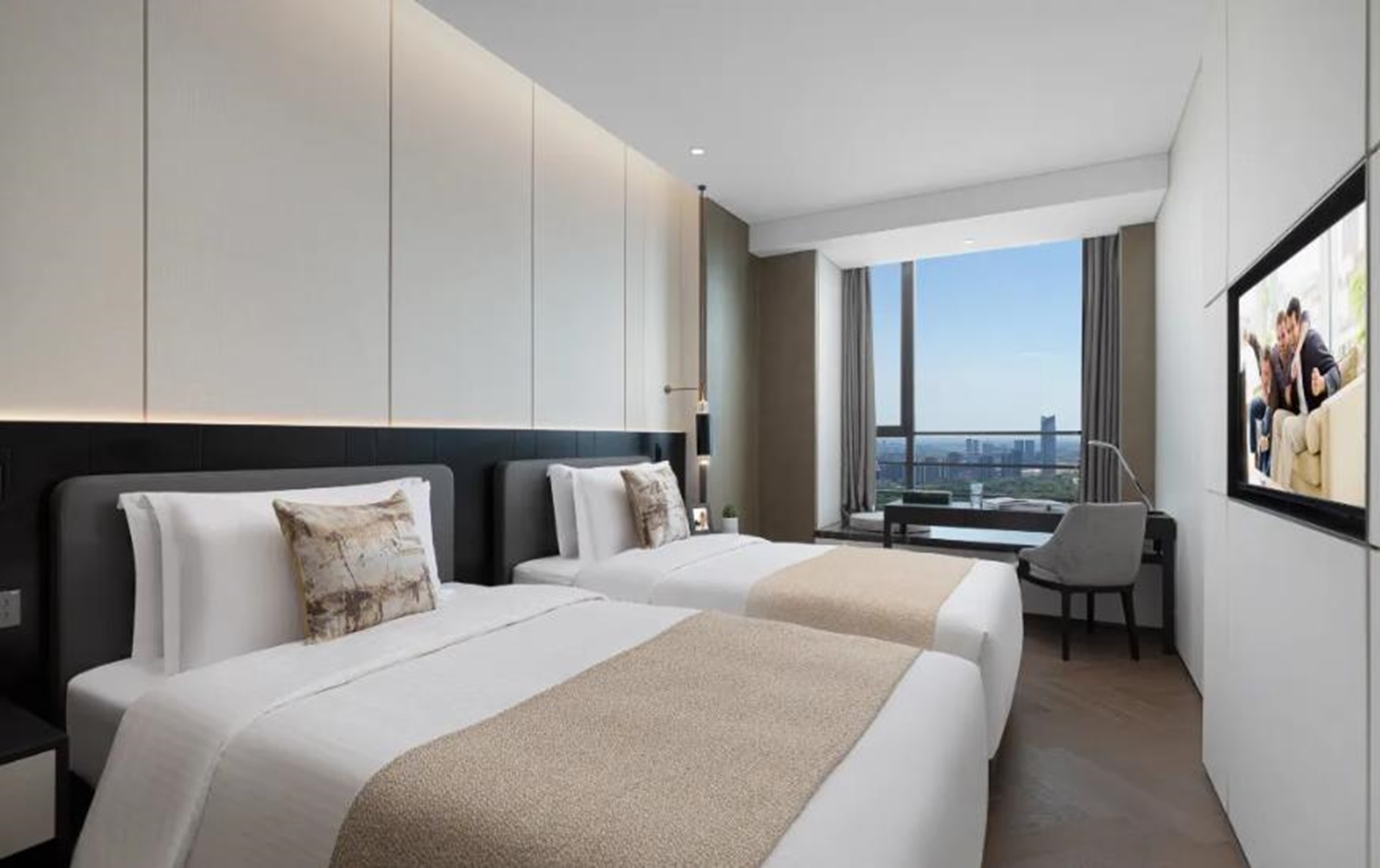 2 Bedrooms, Executive