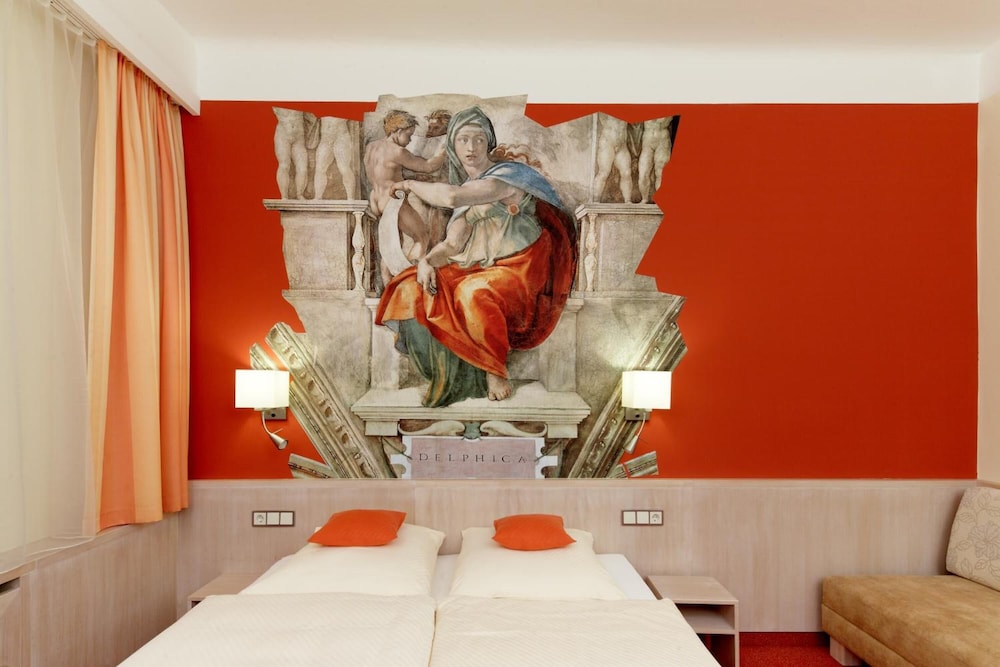 City Partner Hotel Adria 51/84