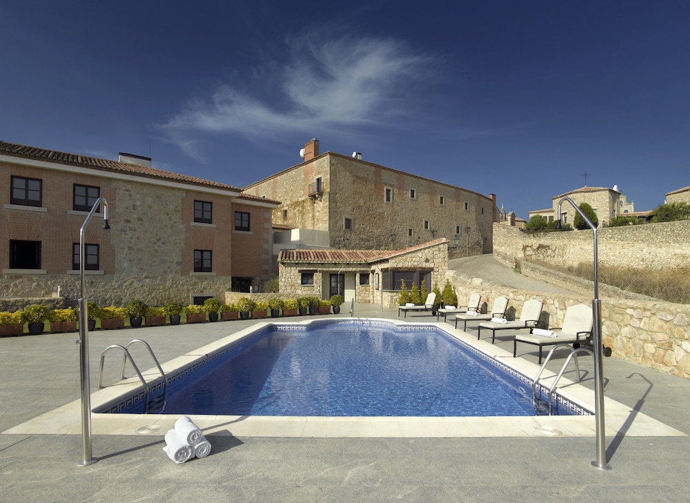 Parador De Trujillo 51/53