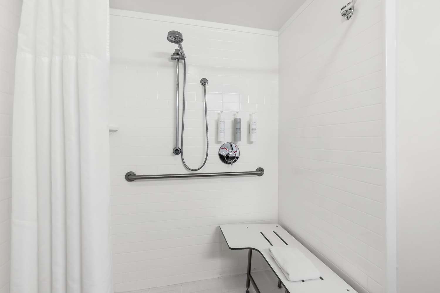 Hampton Inn Pennsville 28/48