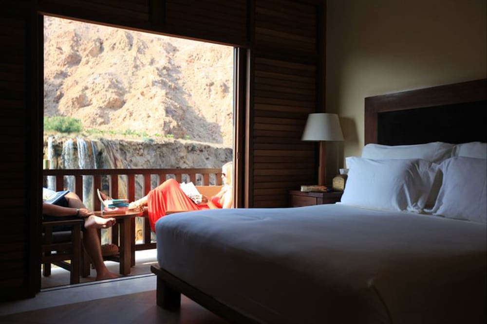 Room at Ma'in Hot Springs, Ma'In