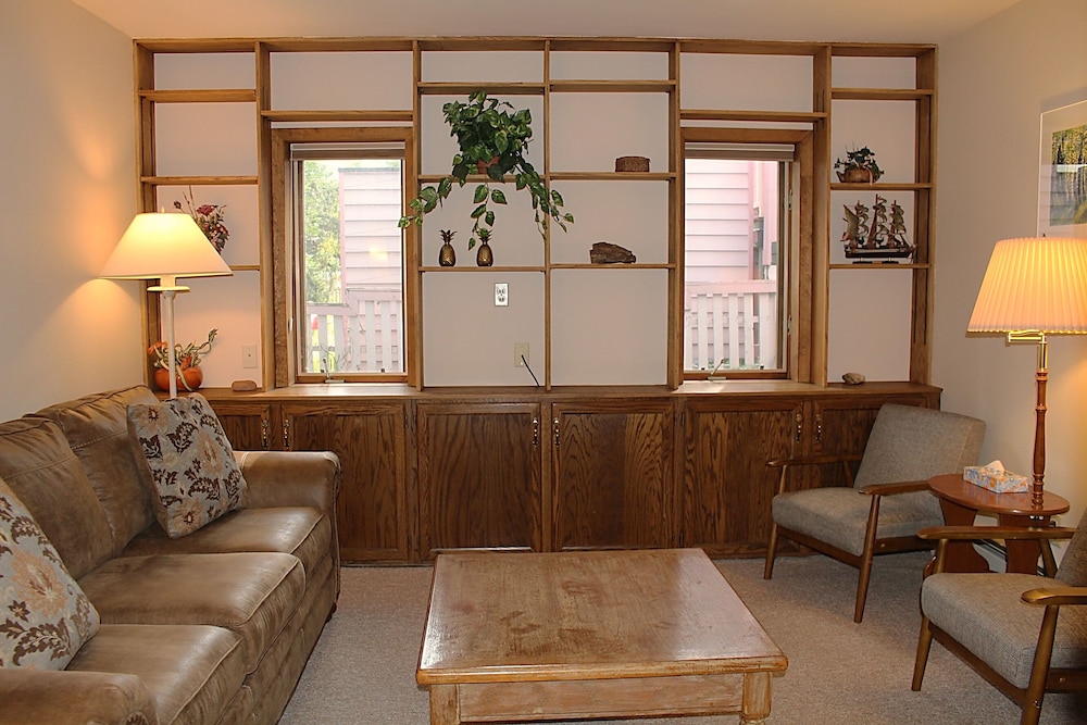 Shadow Mountain Lodge 42/68
