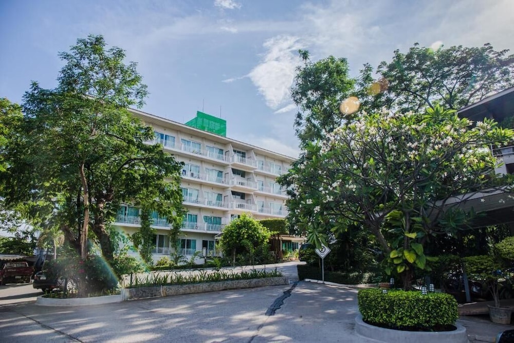Rattana View Hotel 5/50