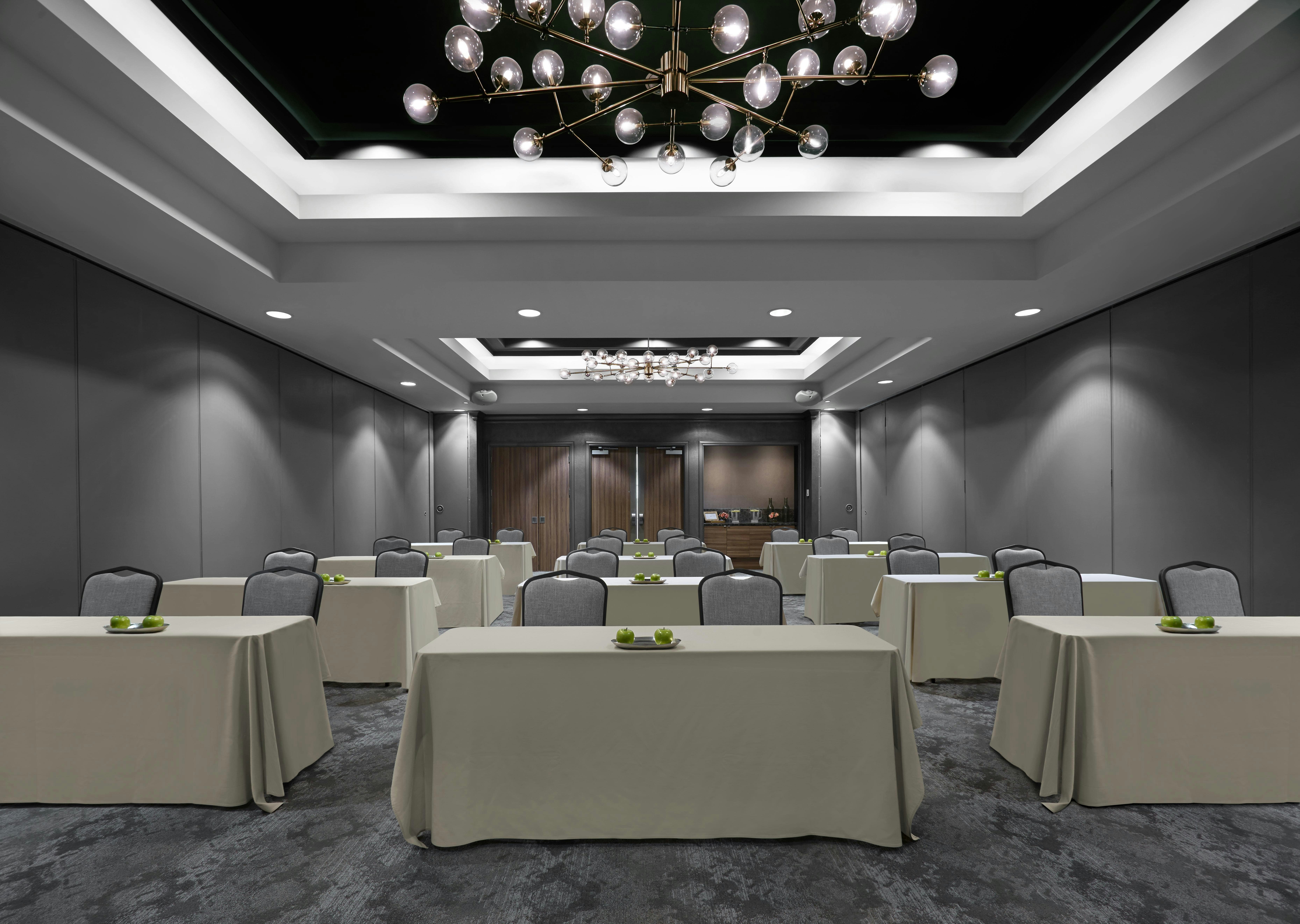 Hilton Garden Inn Toronto Airport 43/51
