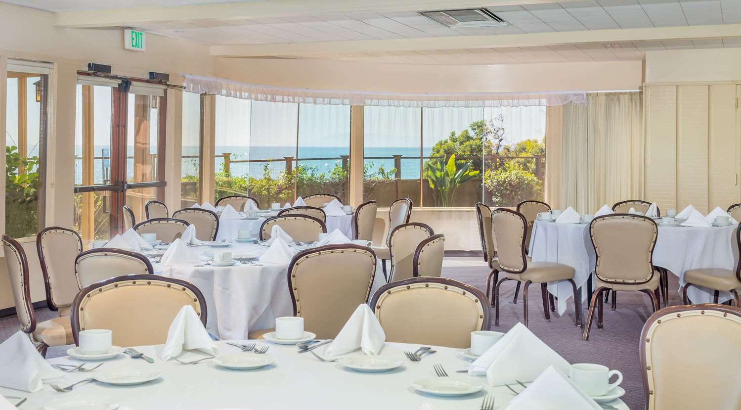 The Pierpont Inn 38/61