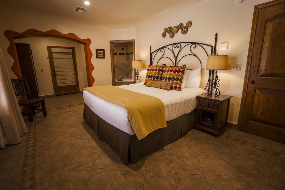 Los Arboles Hotel 9/50