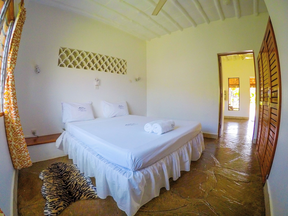 Doric Cottages Diani 16/50
