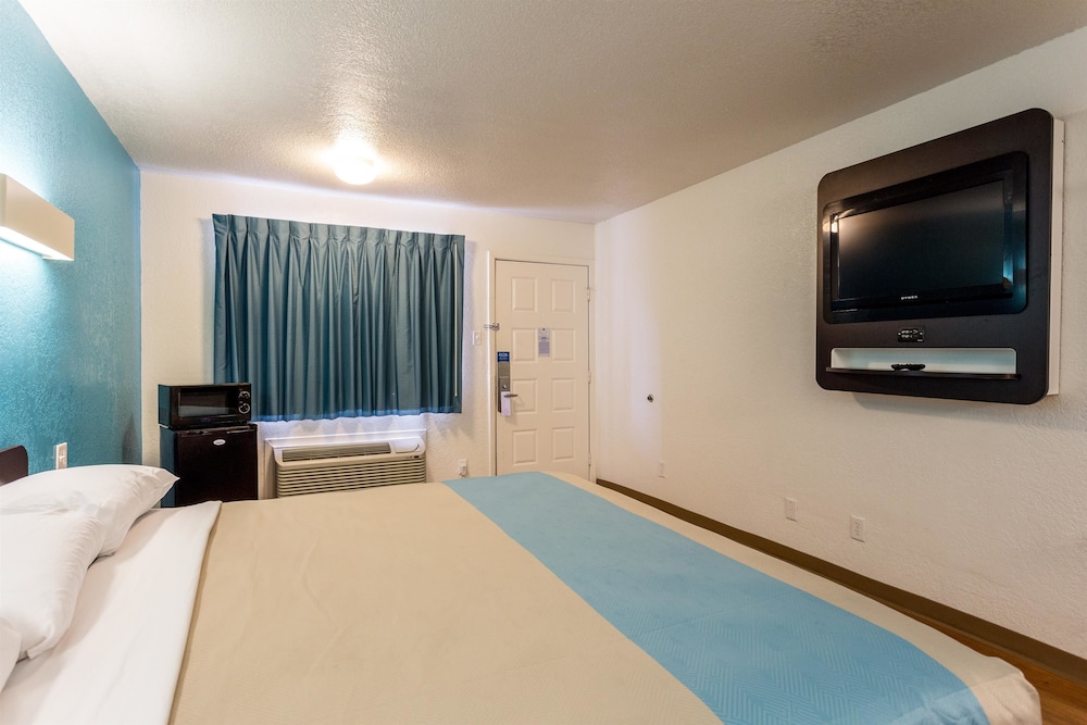 Motel6 Bryan, TX - College Station 43/67