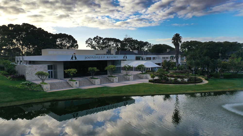 45 Joondalup Resort Country Club Blvd 2/44