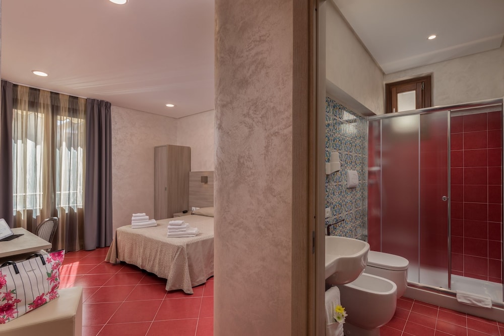 Hotel Biancolilla 35/40