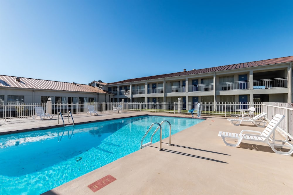 Motel6 Stephenville, TX 10/46
