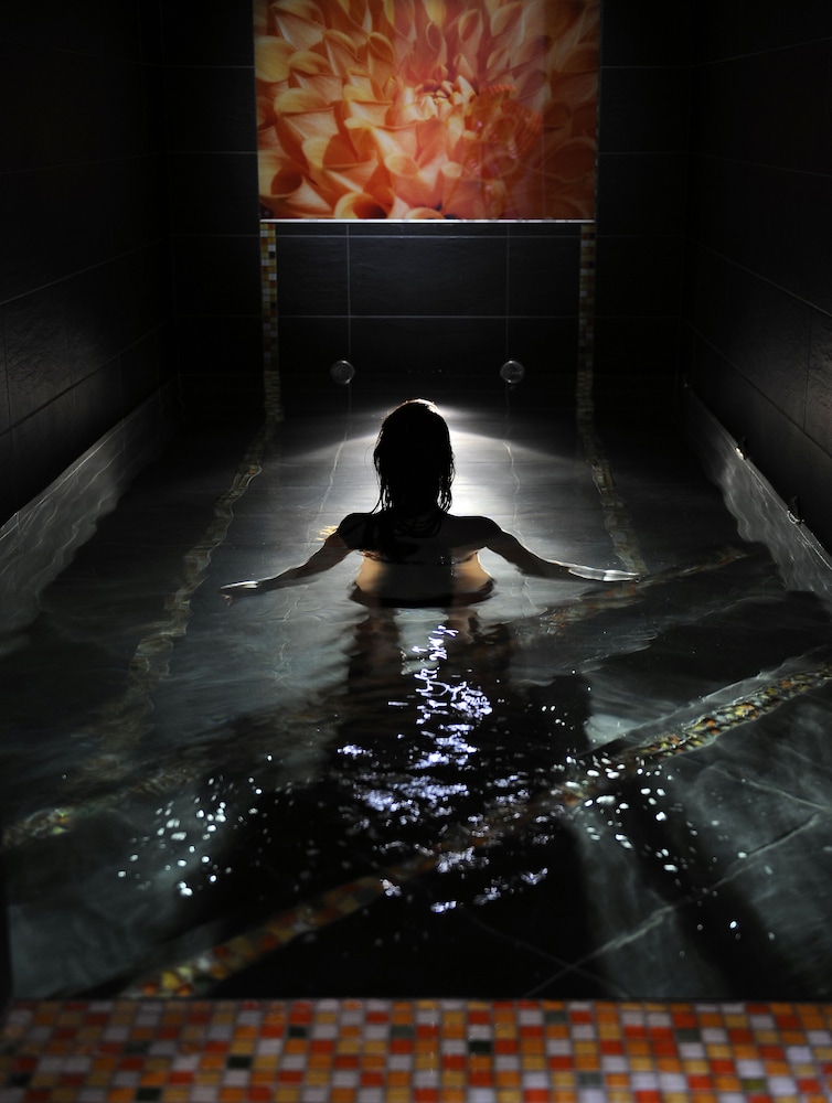 Vann Spa Hotel and Conference 15/50
