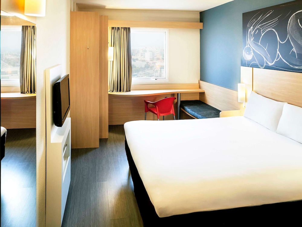 Ibis Macae 16/61