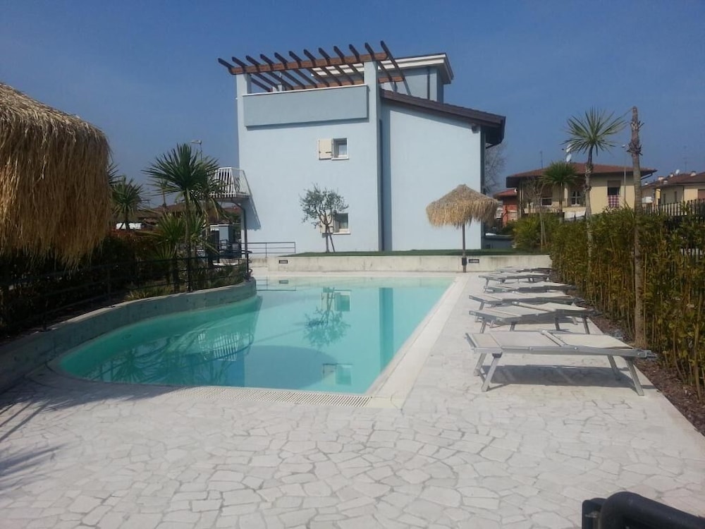 Acqua Resorts 37/40