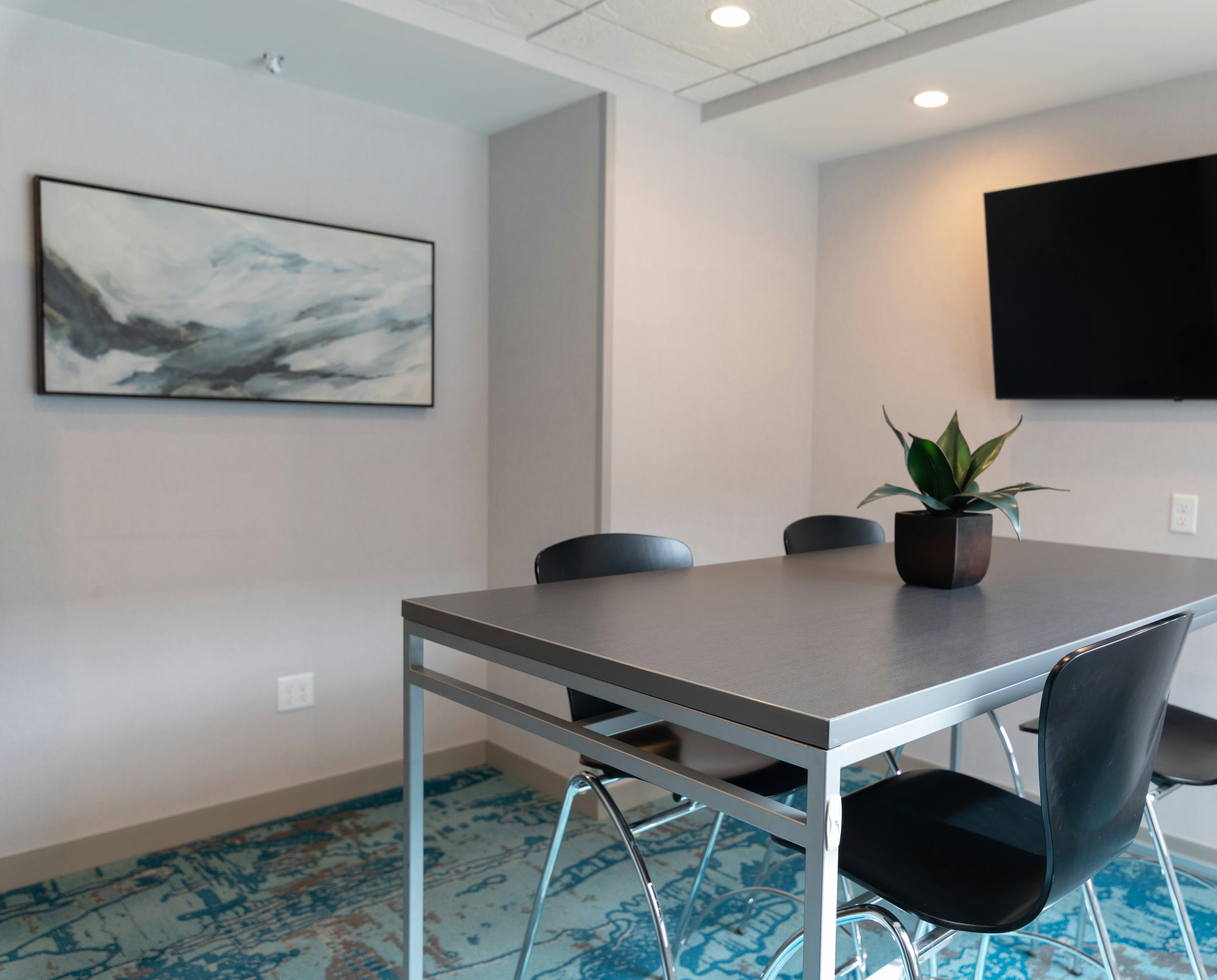 Hilton Garden Inn Des Moines Airport 64/78