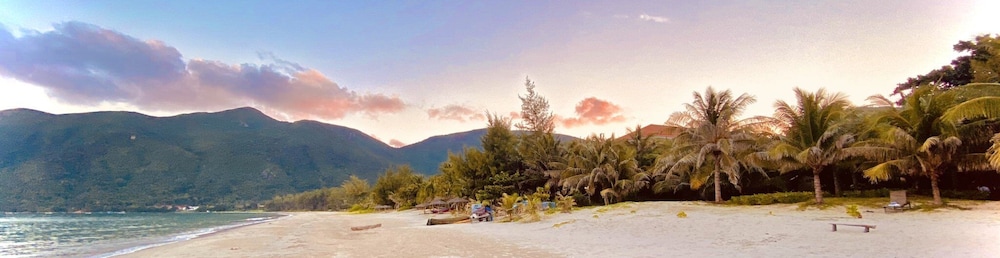 Tan Son Nhat Con Dao Resort 37/69