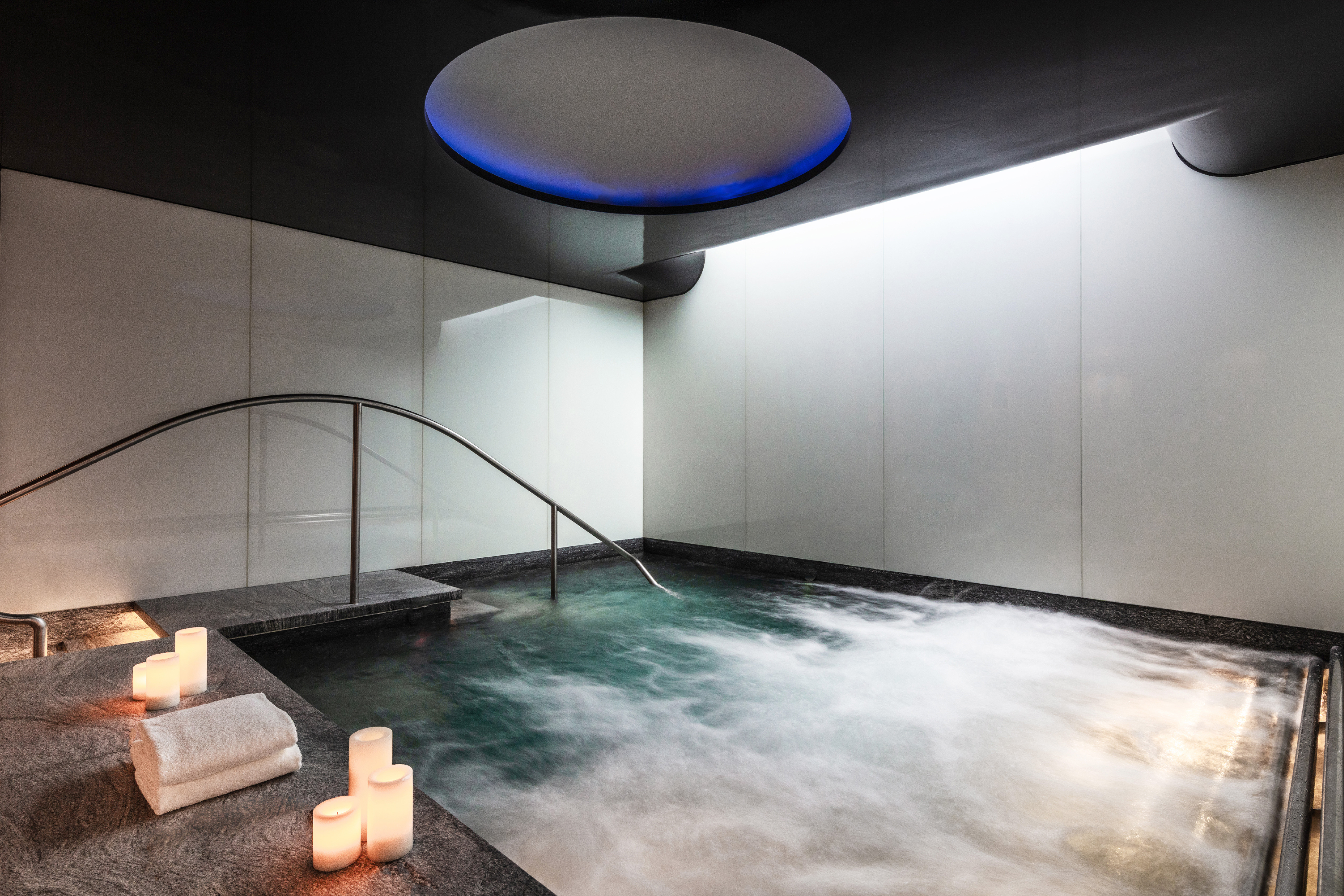 Four Seasons Hotel London at Park Lane 18/50