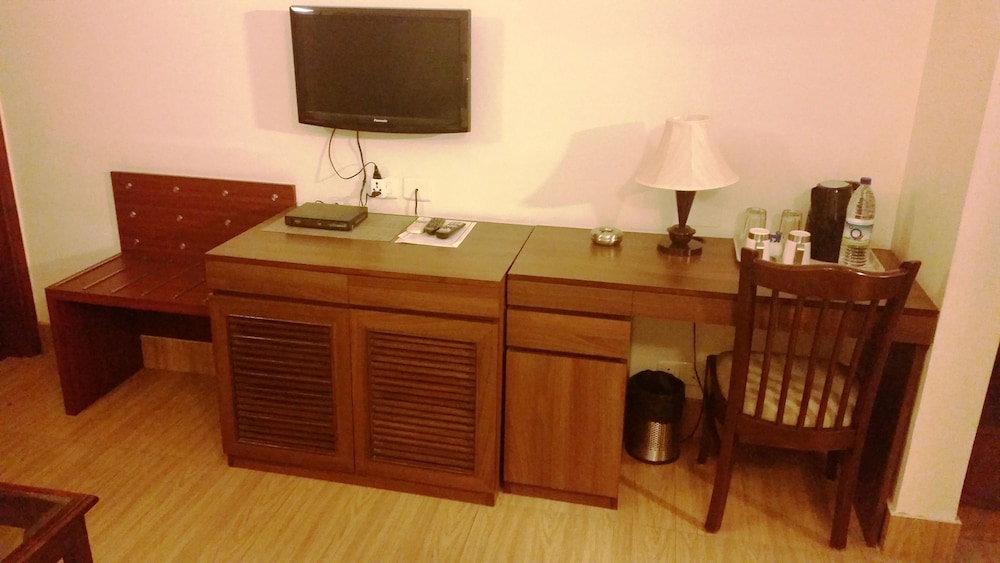 Tavisha Villa Gurgaon 34/40