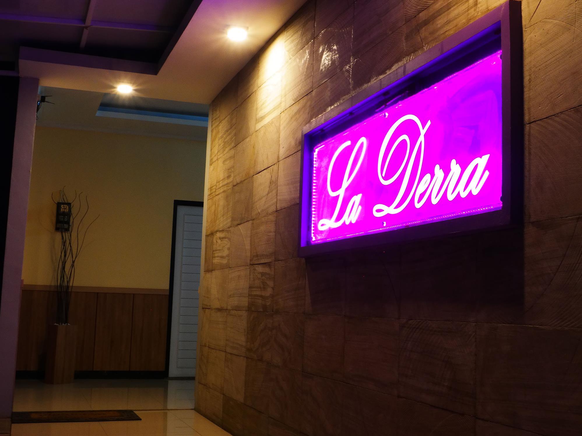 La Derra 14/45