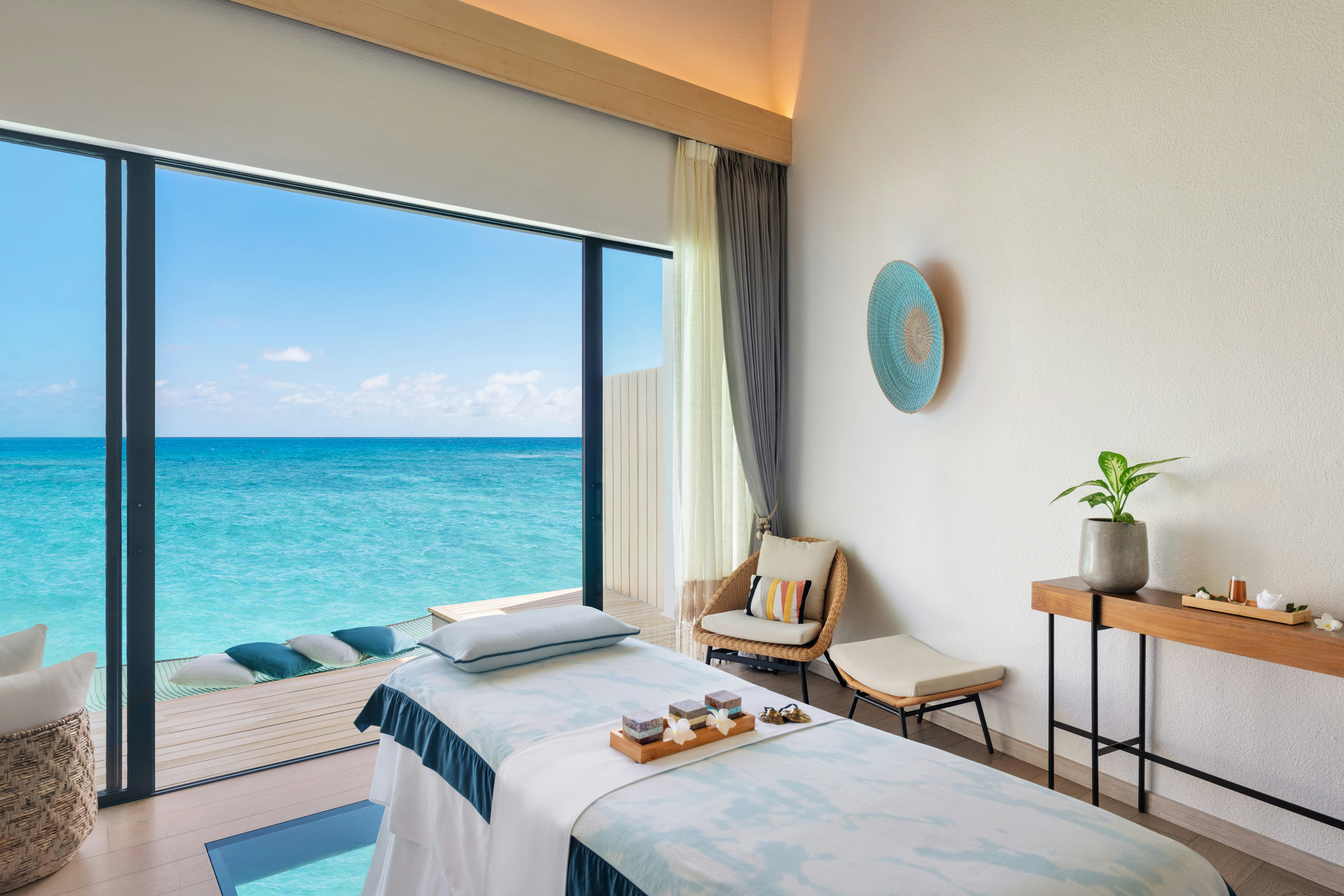 Hilton Maldives Amingiri Resort and Spa 34/72