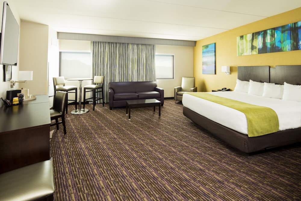 Tower, River, Premium, King Bed, Sofa