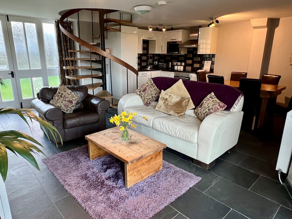 Dolgun Uchaf Guesthouse 21/47