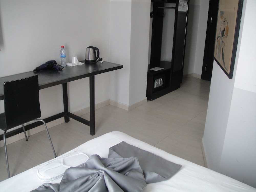 Art Hotel 25/50