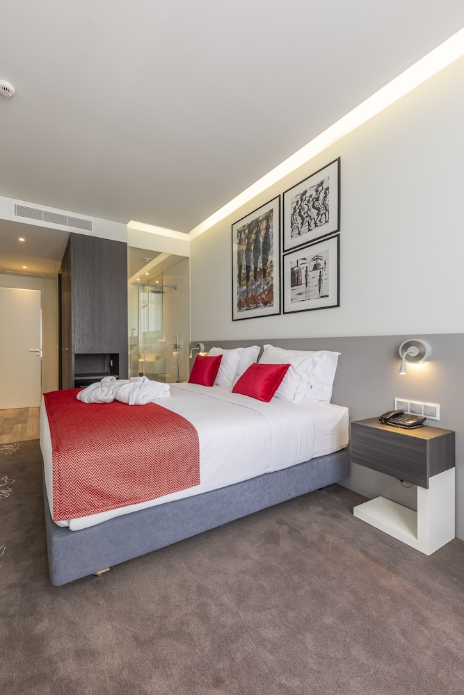 Melia Maputo Sky 13/66