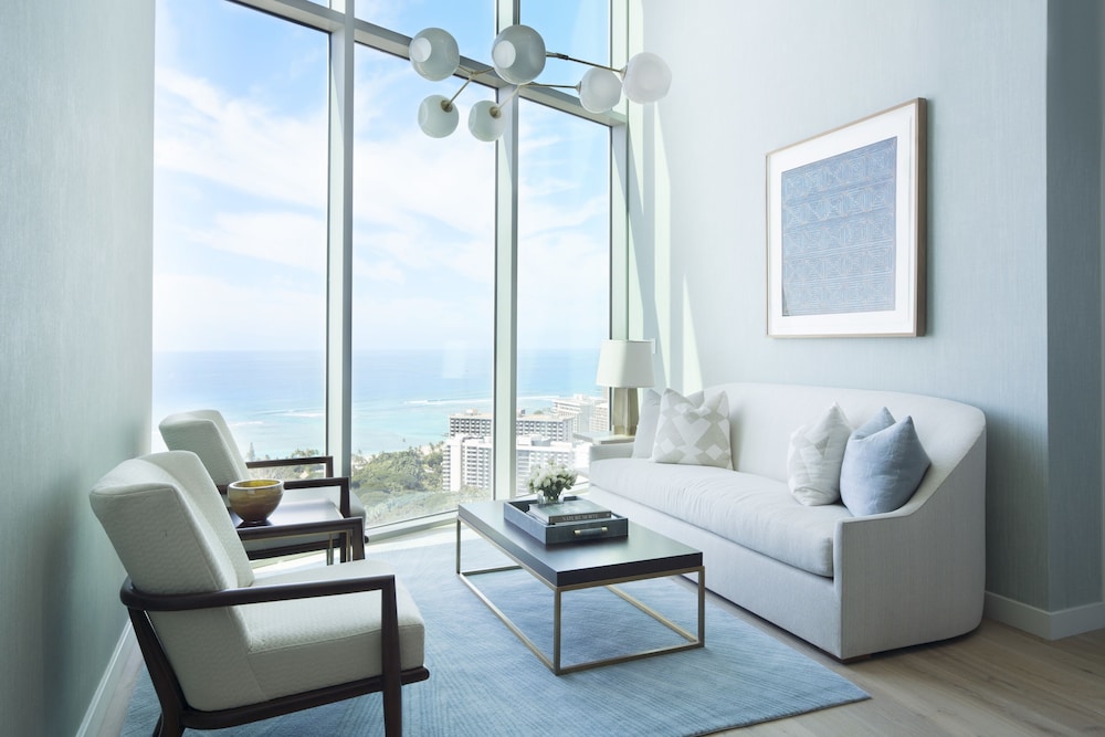 Real Select at the Ritz Carlton Residences, Waikiki Beach 32/50
