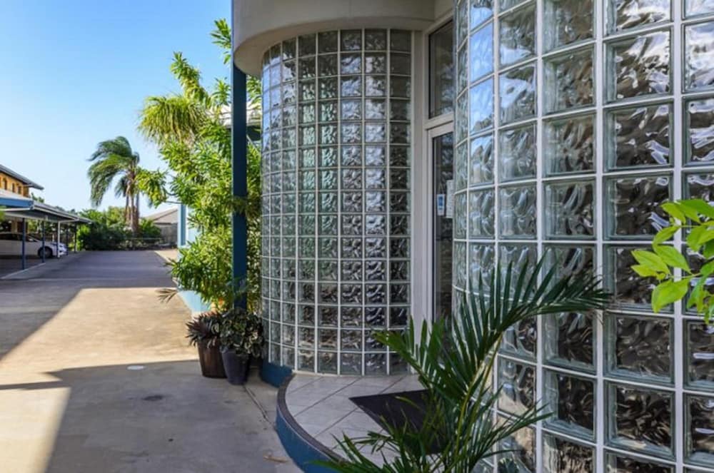 Gladstone Palms Motor Inn 4/43