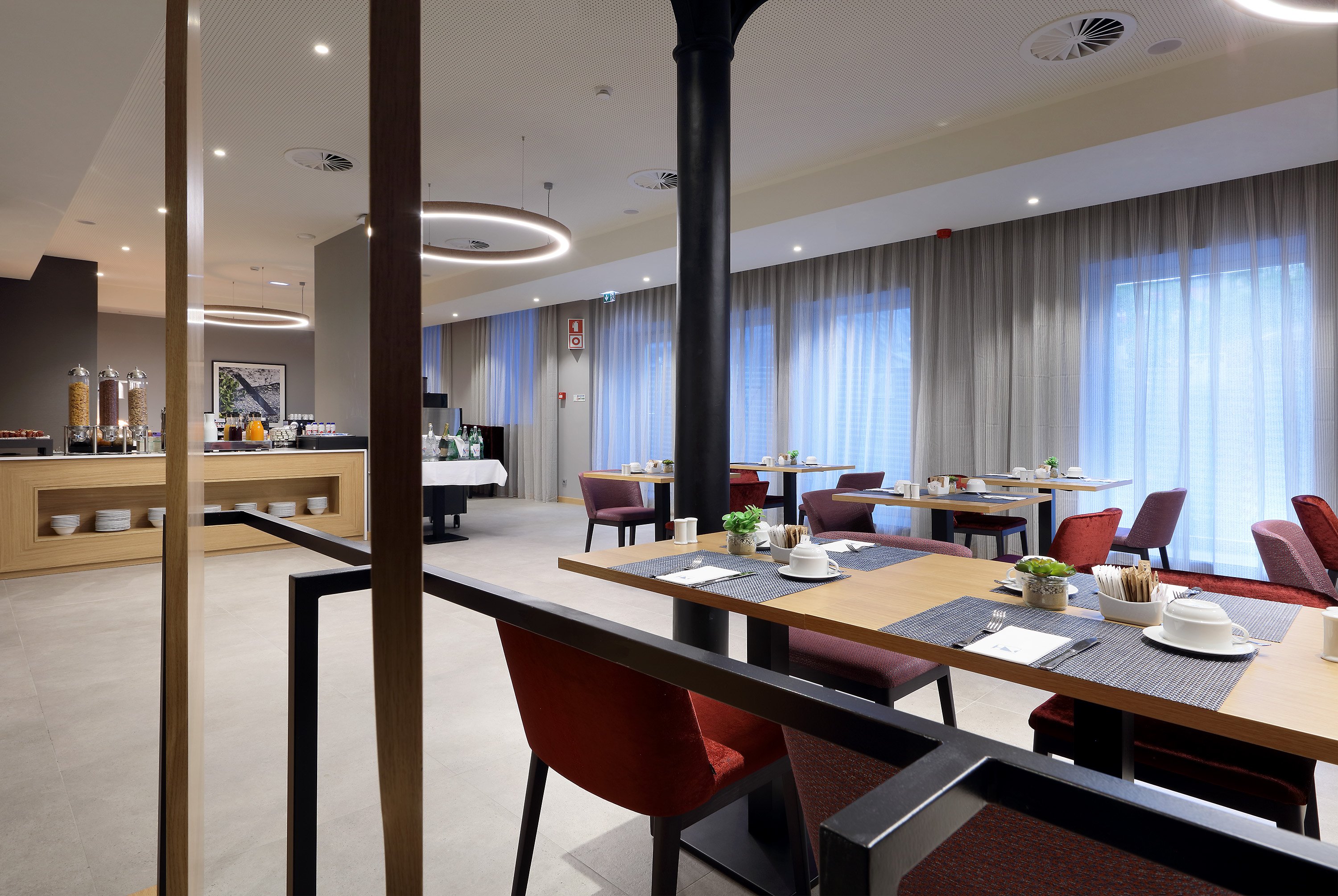 Eurostars Porto Centro 53/71