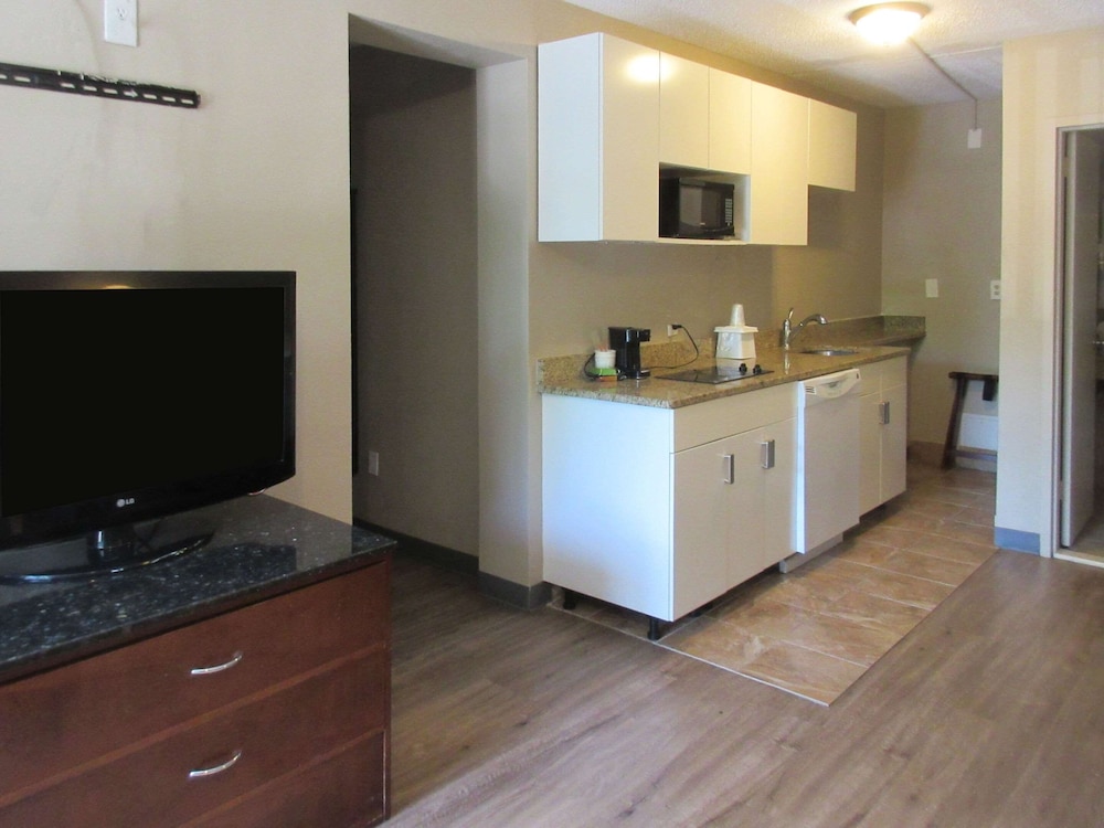 Quality Inn Wayne - Fairfield Area 8/36