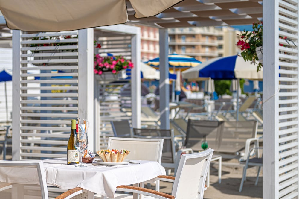 Hotel Adria 46/64